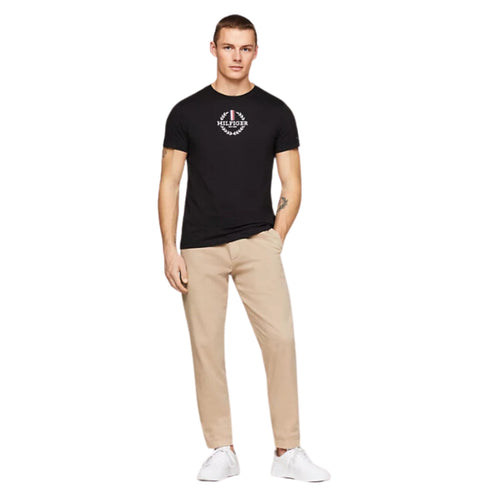 Tommy Hilfiger T-shirt T-shirt Uomo con logo stemma Nero - Francavilla Moda